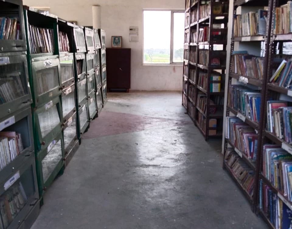 Allahabad University Academic Building photo 12